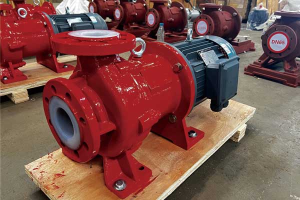 Hydrochloric acid circulating magnetic pump sent to Vietnam